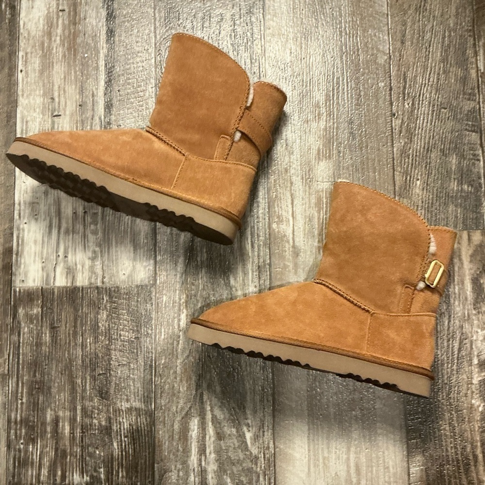 Classic Tan Suede Women's Boots Size 10 - Picture 13 of 16